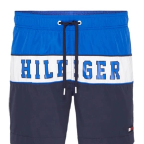 Męskie kąpielówki UM0UM01116-401 - Tommy Hilfiger Męskie kąpielówki UM0UM01116-401 - Tommy Hilfiger