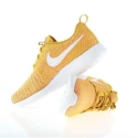 Buty damskie Rosherun Flyknit W 704927-700 - Nike