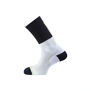 Skarpety MILLET Intense Crew Socks M białe Skarpety MILLET Intense Crew Socks M białe