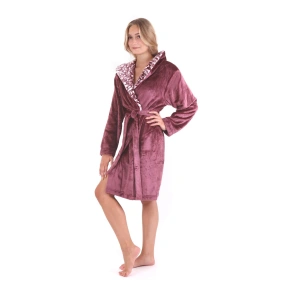 Szlafrok damski Flora z kapturem 4856 4853 krótki bordowy - Vestis Szlafrok damski Flora z kapturem 4856 4853 krótki bordowy - Vestis