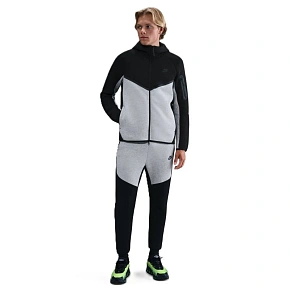 Bluza z kapturem Nike Techfit Fleece HV0949-011 Bluza z kapturem Nike Techfit Fleece HV0949-011