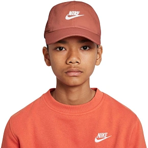 Czapka z daszkiem dla dzieci Nike Club pomarańczowa FB5063 209 Czapka z daszkiem dla dzieci Nike Club pomarańczowa FB5063 209